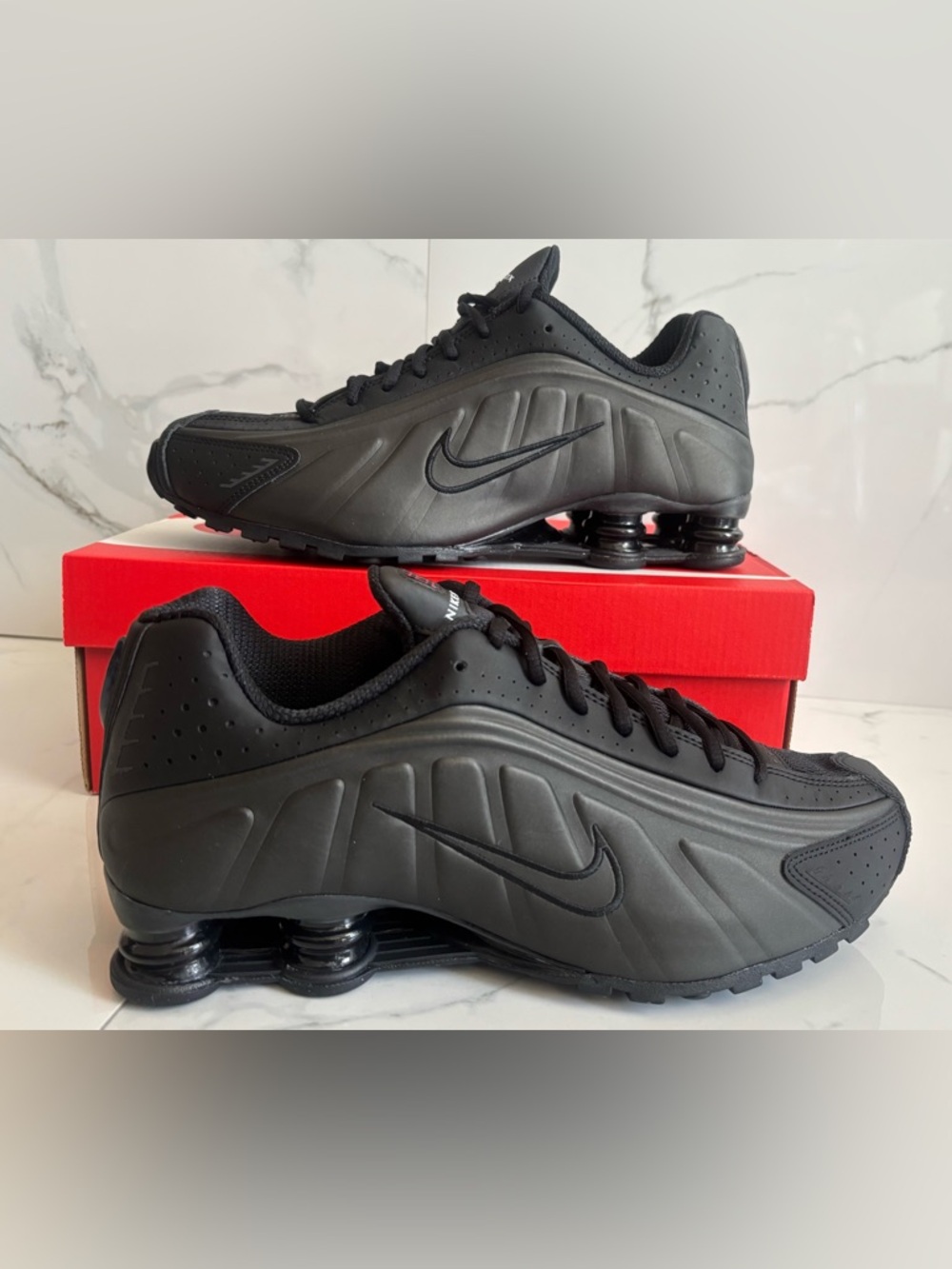 Nike Shox R4 🔥 Triple Black Sneakers Shoes HQ1988-001 Men’s 8 9 11.5 12